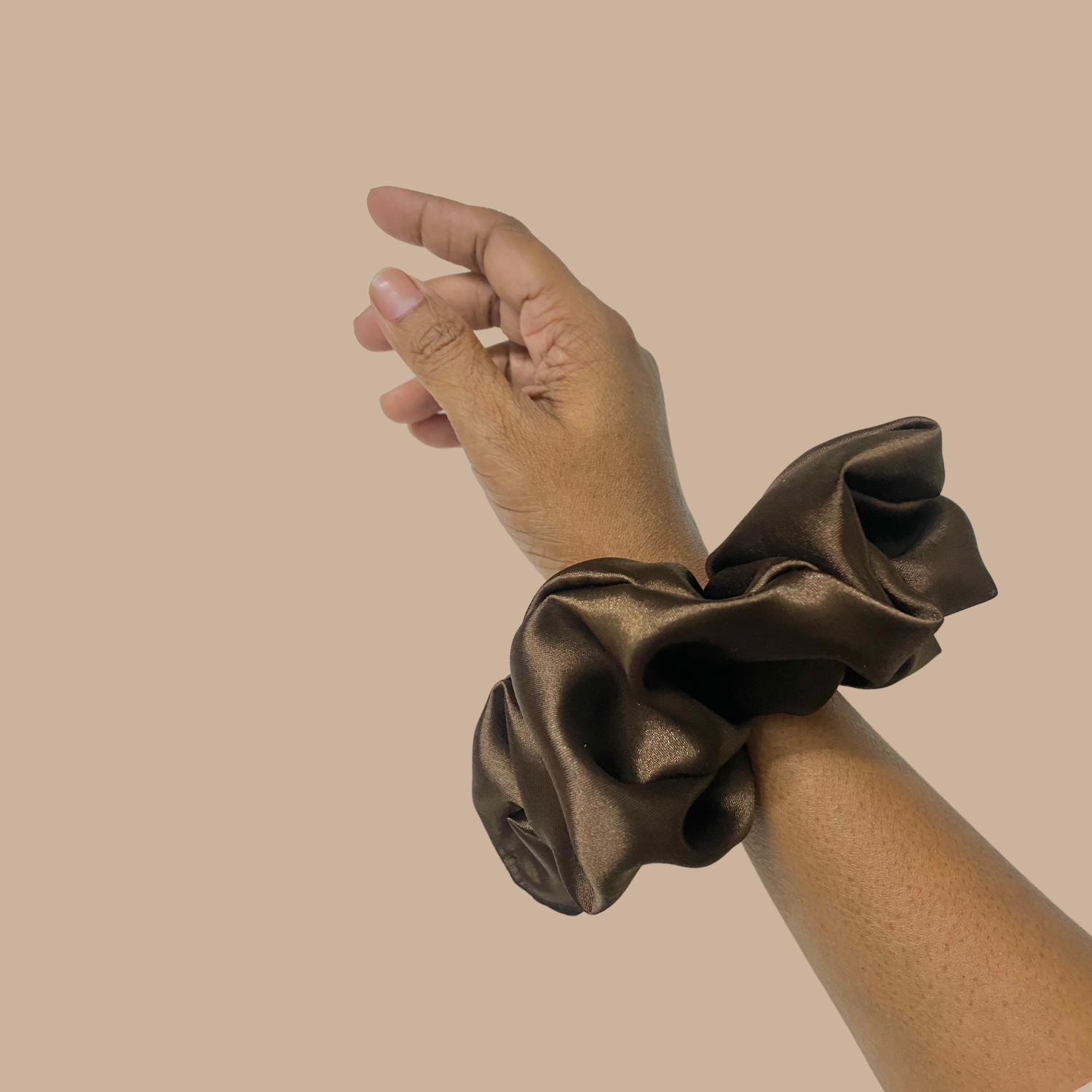 Espresso Brown Scrunchie (XL Size) by RedBerry Cuddle, featuring a rich brown shade, designed for a voluminous and stylish hair accessory.