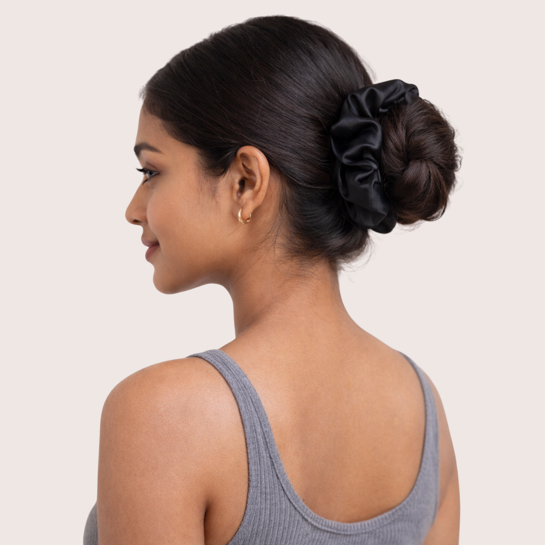 Black Scrunchie - M